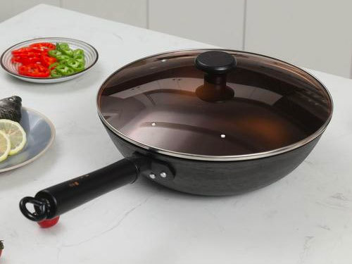 教你(nǐ)正确清洗和保養鐵鍋